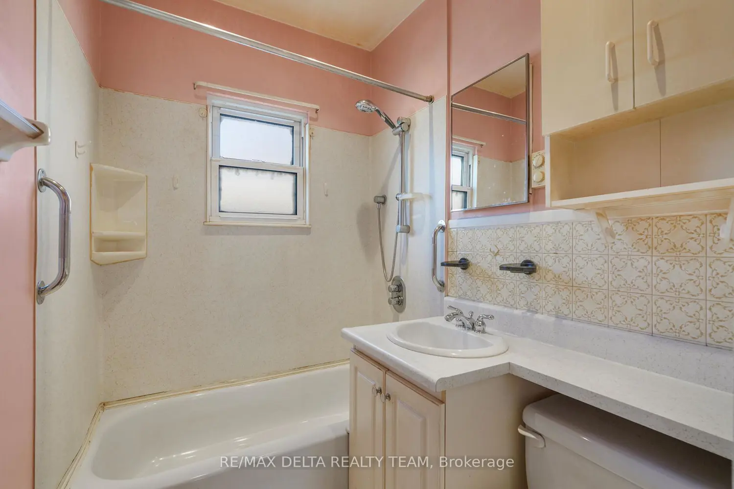 Additional image 7 of 1242 Vancouver Avenue