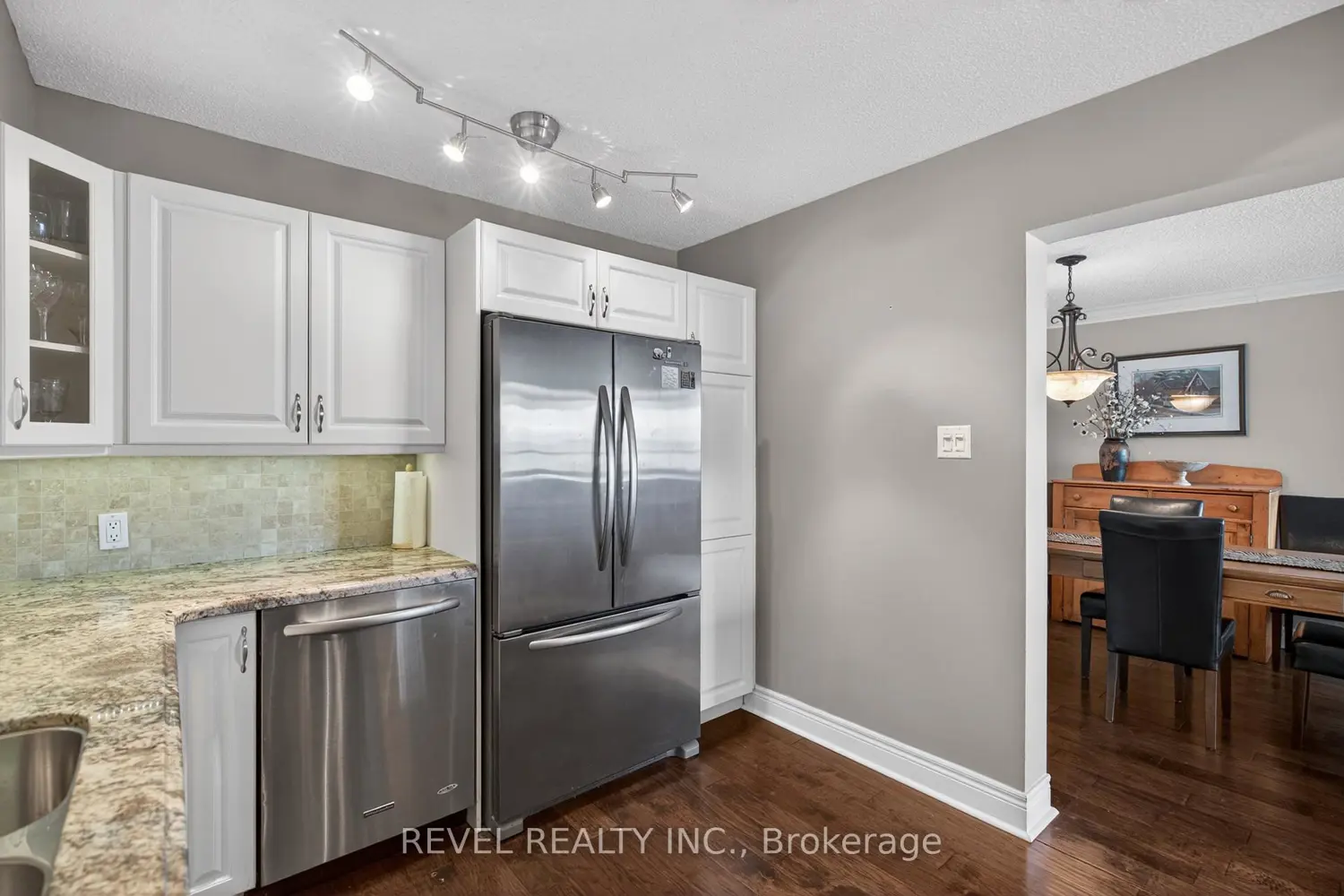 Additional image 10 of 5280 Lakeshore Road 506