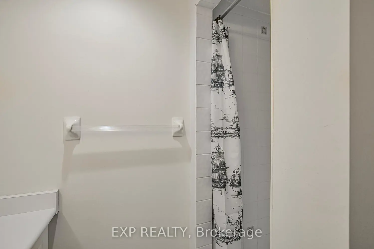 Additional image 16 of 107 Bond Street 303