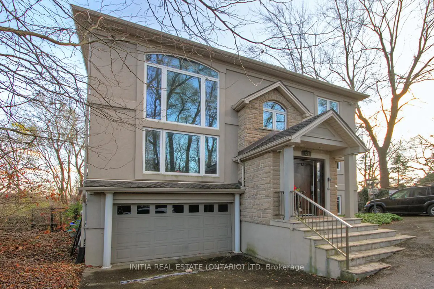 754 Riverside Drive