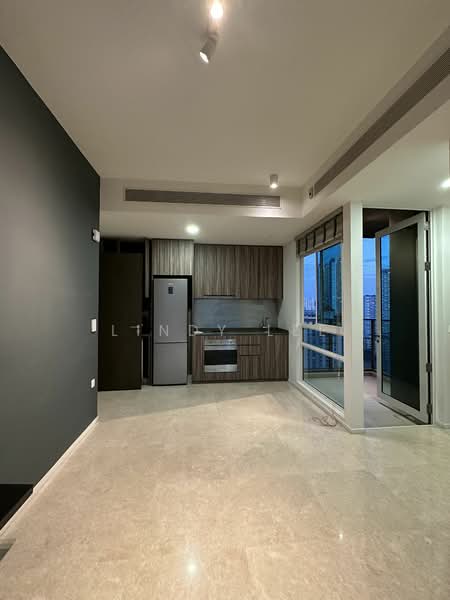 99 Prince Charles Crescent photo 2