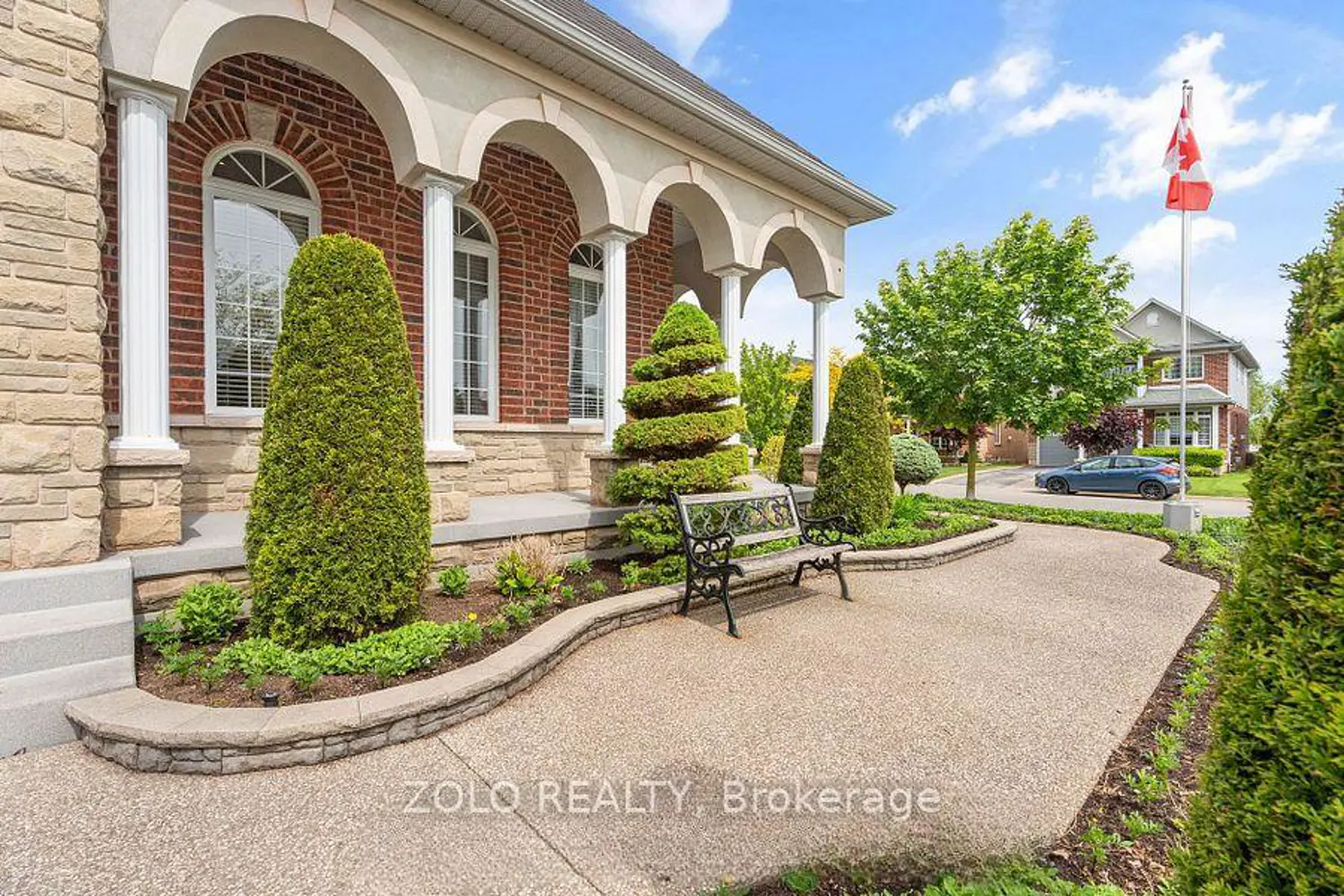 Additional image 16 of 42 Vinifera Drive