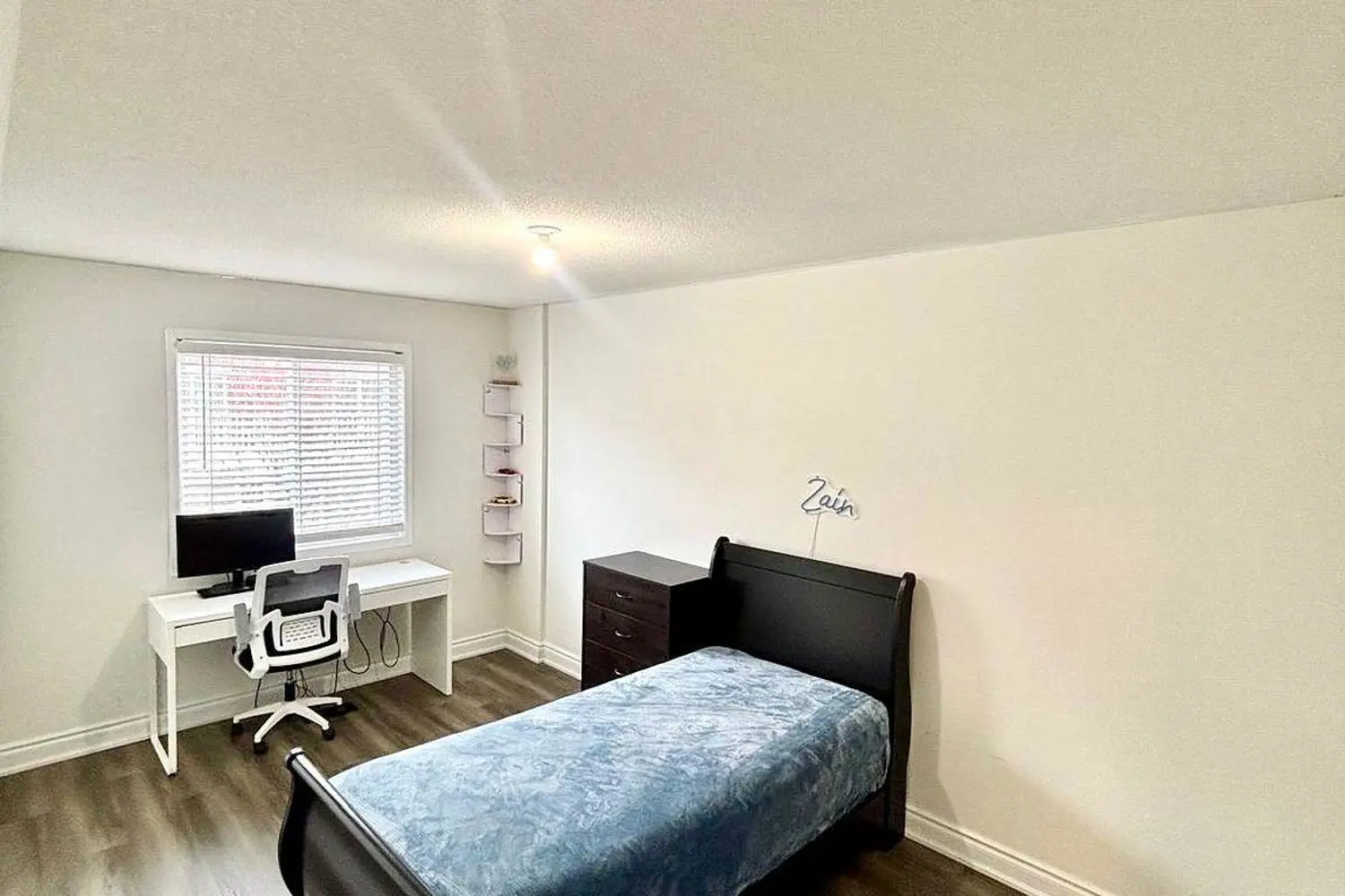 Additional image 11 of 3974 Stardust Drive