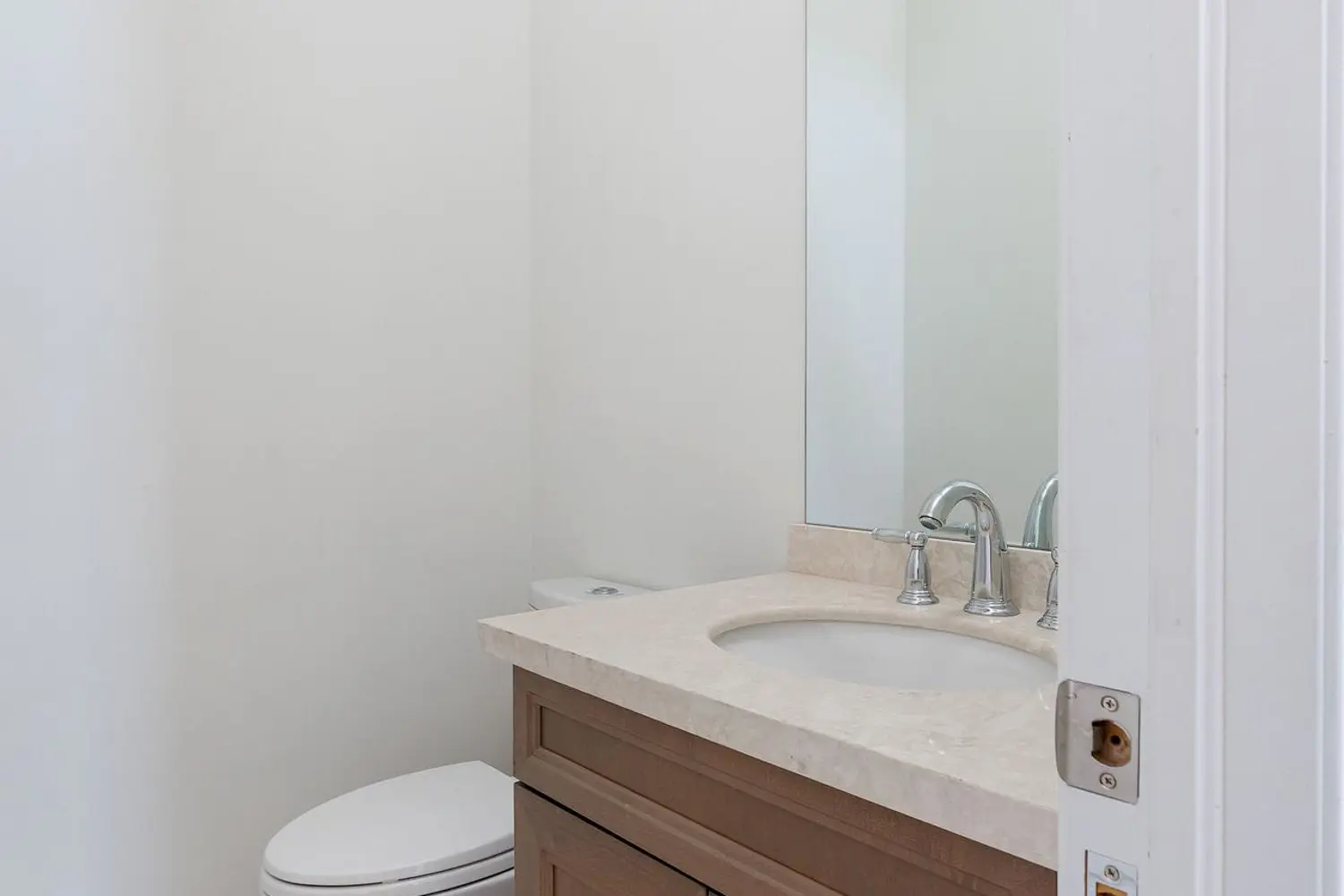 257 Hanover Street photo 4