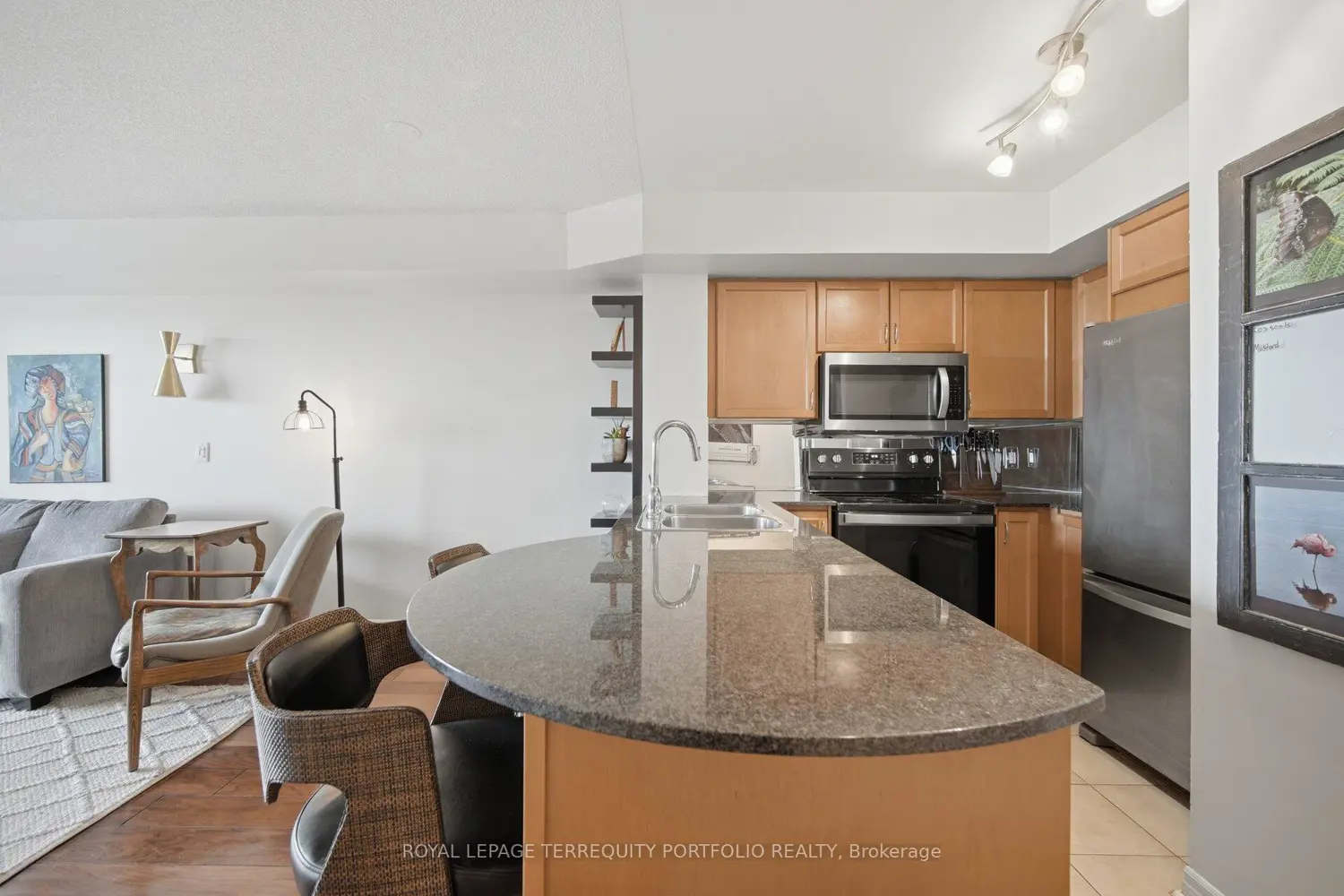 Additional image 7 of 18 Kenaston Gardens 1208