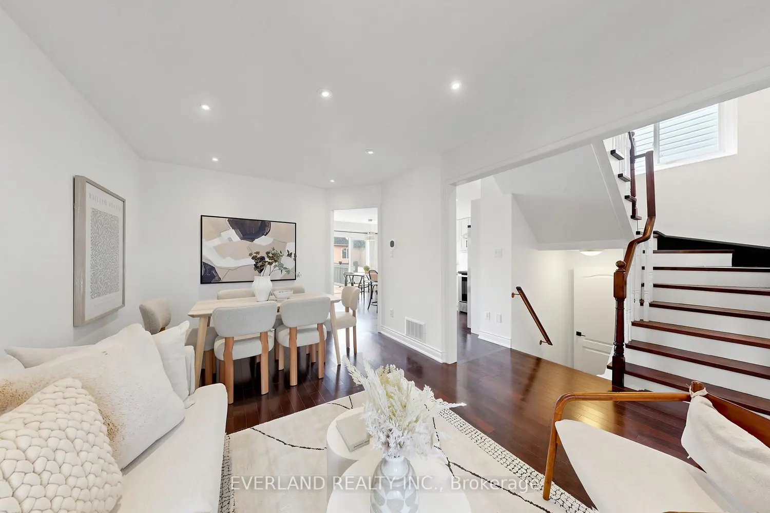 50 Shenandoah Drive photo 5