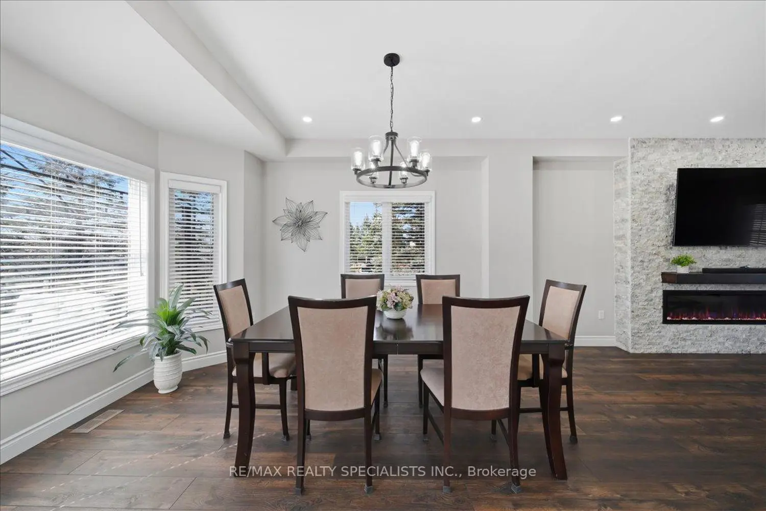Additional image 11 of 14 Devonleigh Drive