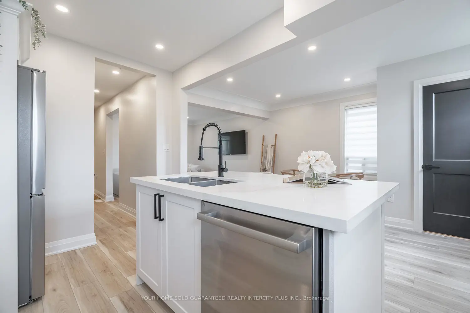 Additional image 5 of 235 Balmoral Avenue