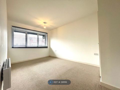 Summer Hill Court, Bristol BS5
