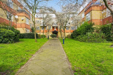 Rotherhithe Street, Surrey Quays SE16