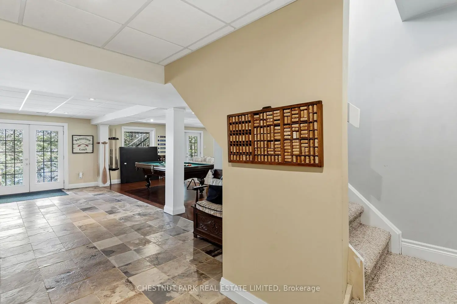 1018 Rattlesnake Road photo 3