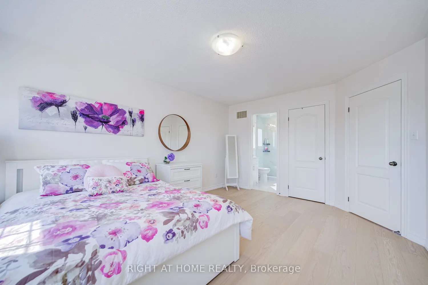Additional image 6 of 3064 Highbourne Crescent