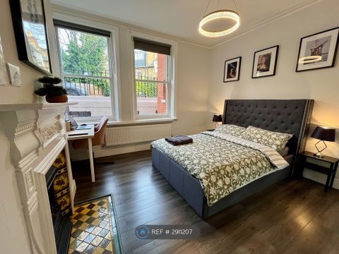 Richmond Way, London W14