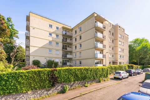 Queen's Park Court, Edinburgh EH8
