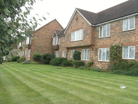 Hillside Gardens, Barnet EN5
