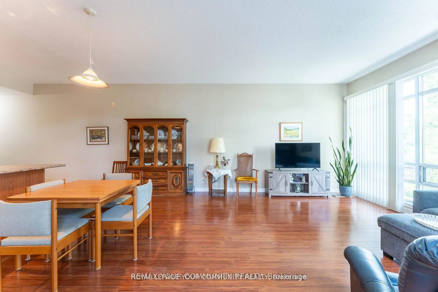 Additional image 7 of 11121 Yonge Street 110