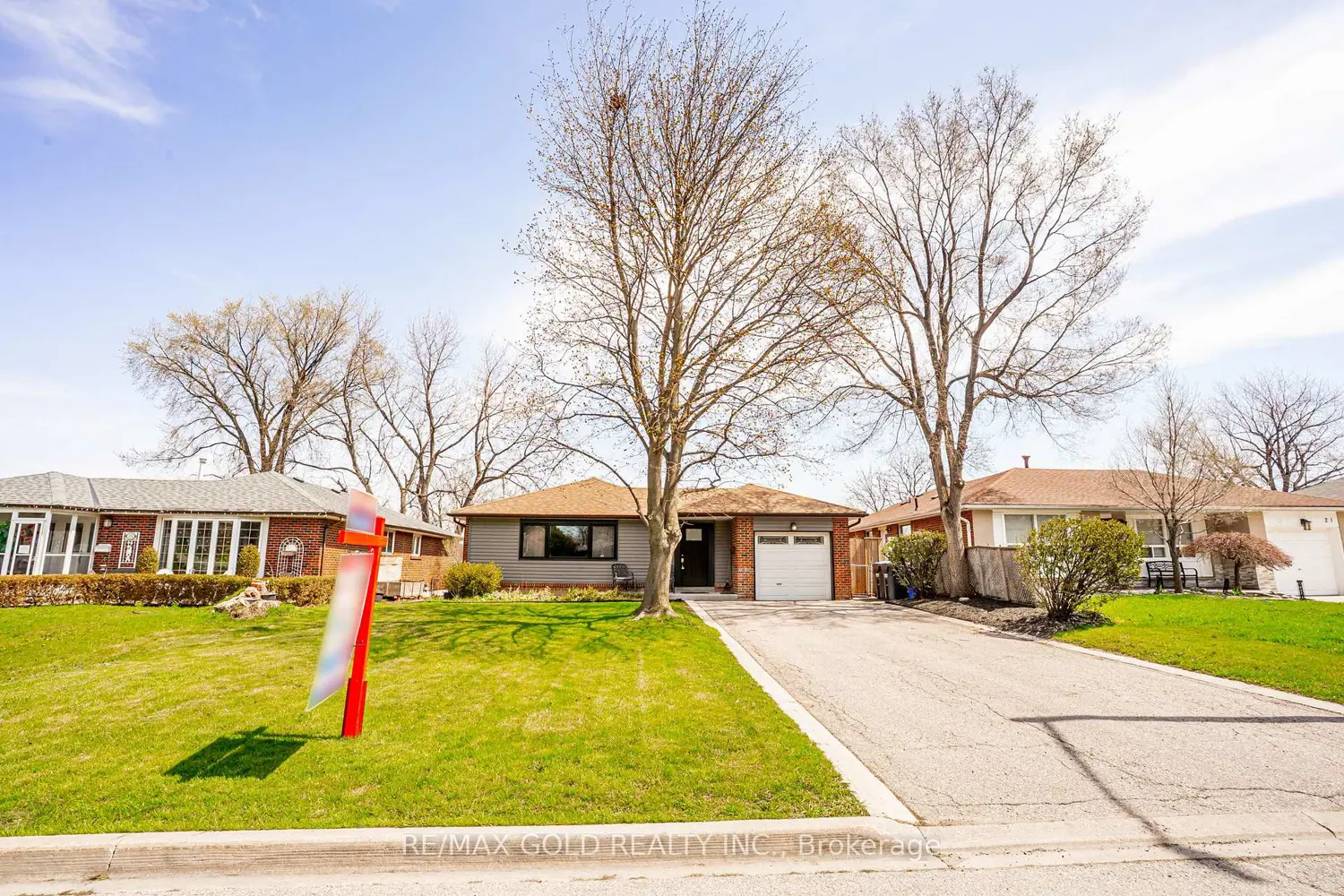 23 Dunster Crescent