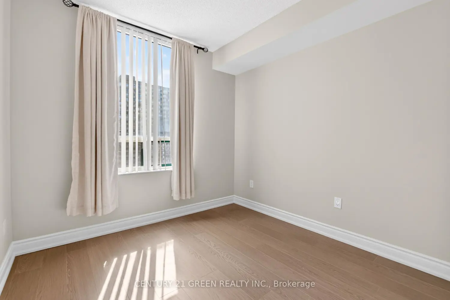 265 Enfield Place 1101 photo 5