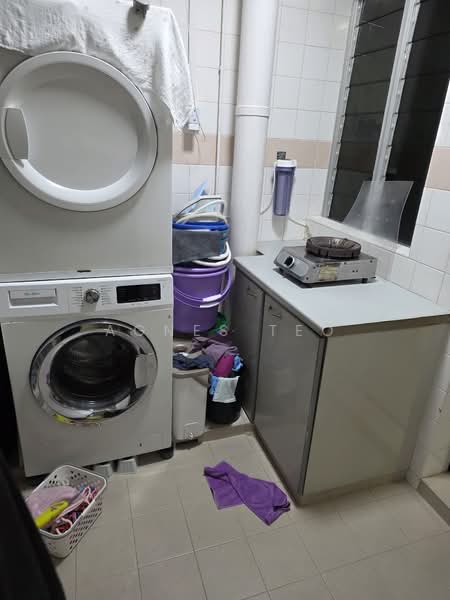Additional image 4 of 854 Jurong West Street 81