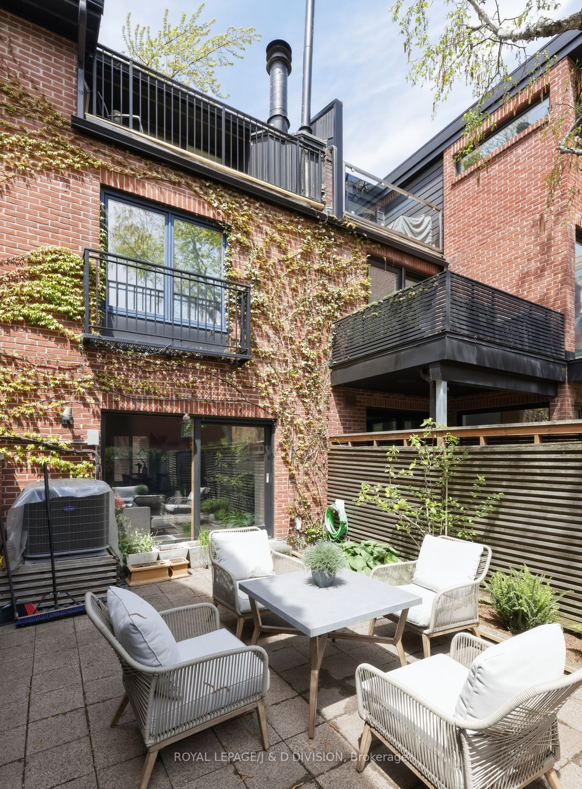Additional image 5 of 11C Tranby Avenue, Toronto, ON, M5R 1N4