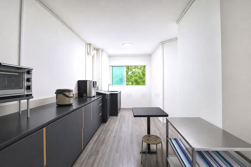 Additional image 2 of 279 Tampines Street 22