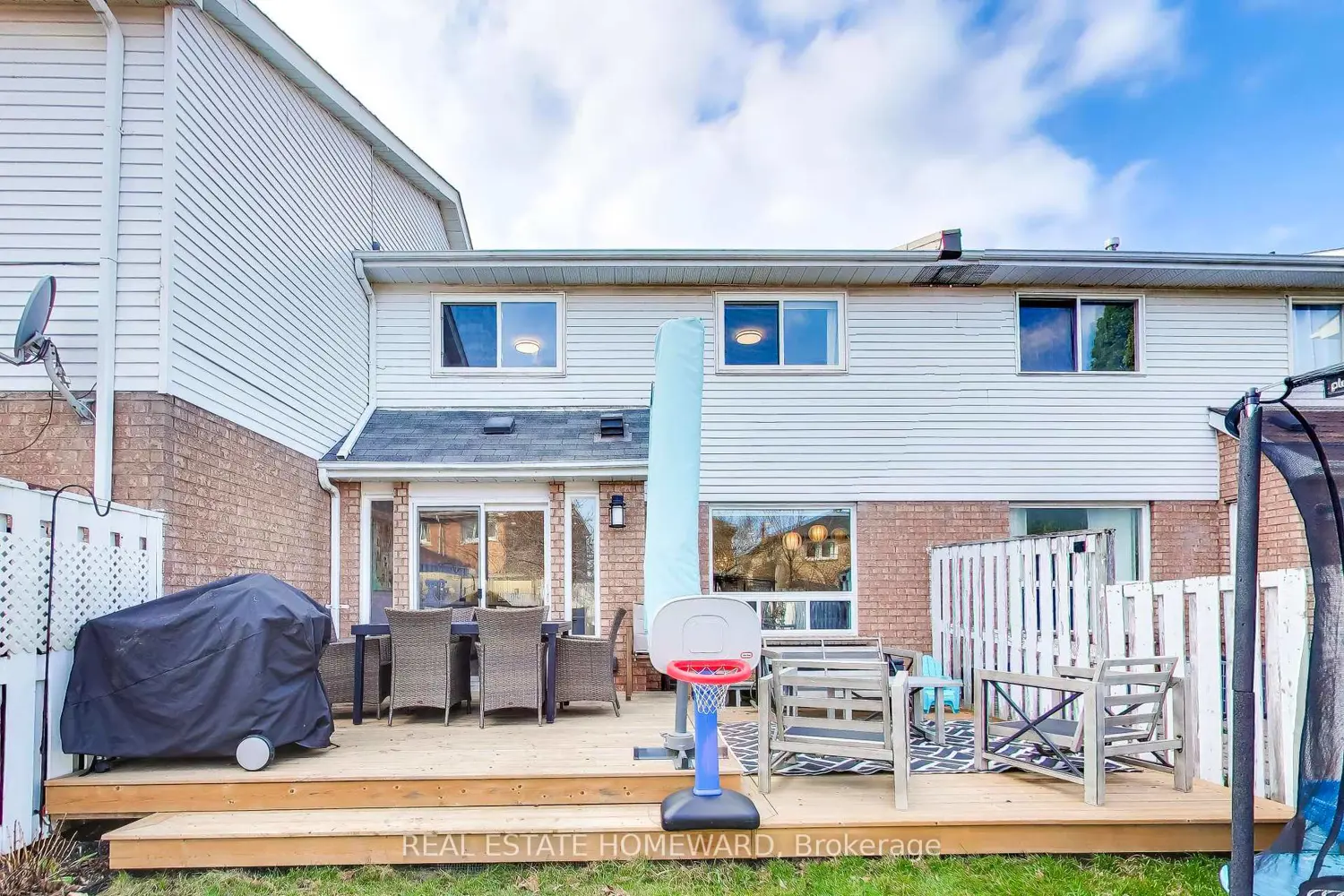 Additional image 18 of 3375 Fenwick Crescent