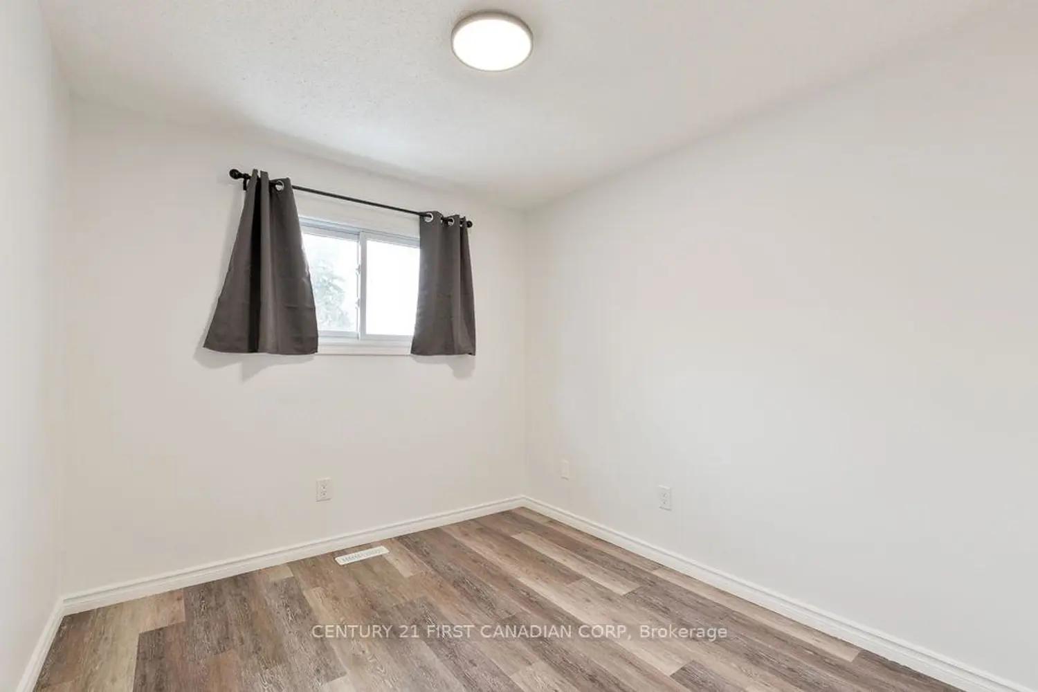 Additional image 10 of 45 Gatewood Place 27