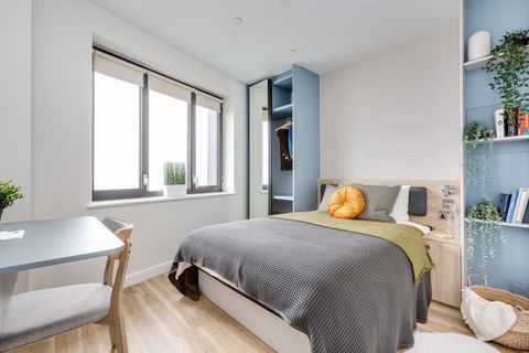 College Road, Croydon CR0, Studio to rent