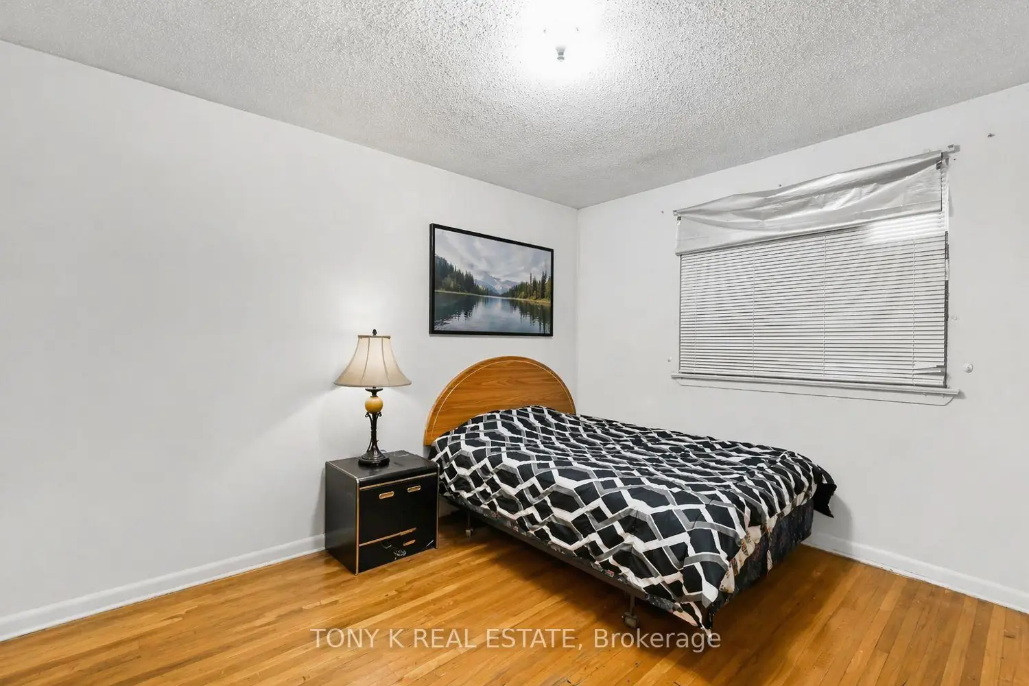 Additional image 5 of 3012 Keele Street