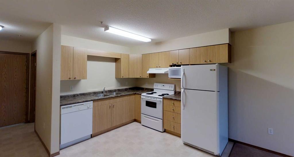 Additional image 5 of 301-12025 Royal Oaks Drive, Grande Prairie, AB, T8V 2K8