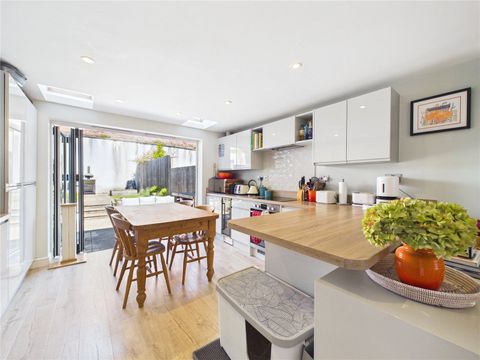 Dartmouth Mews, Southville, Bristol BS3