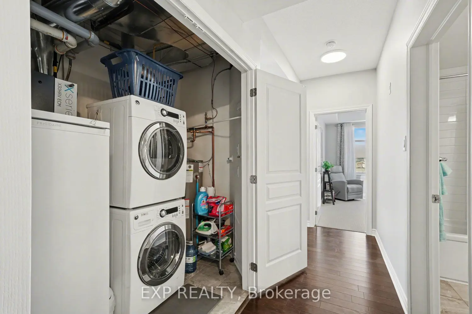 Additional image 19 of 310 Jatoba Private 301