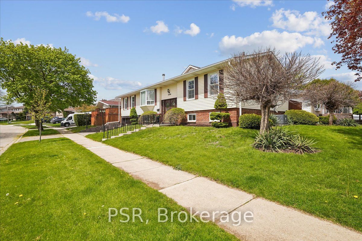 Additional image 3 of 2204 Cartier Crescent, Burlington, ON, L7P 2Z5