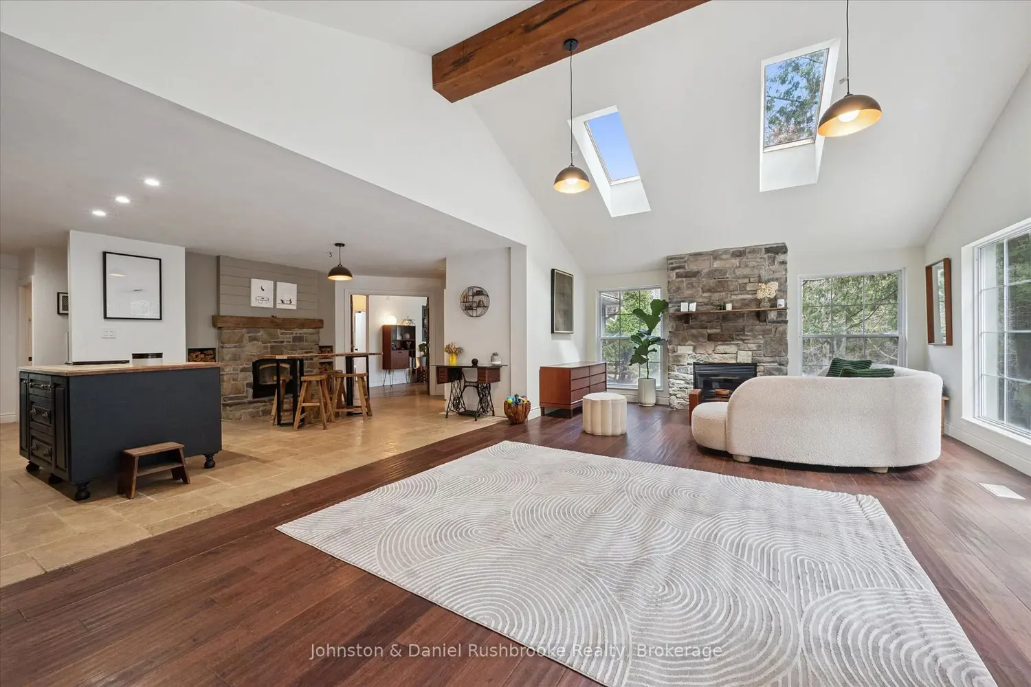 307251 Hockley Road