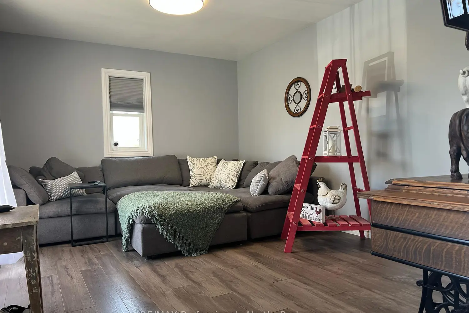 496 Pothier Road photo 3