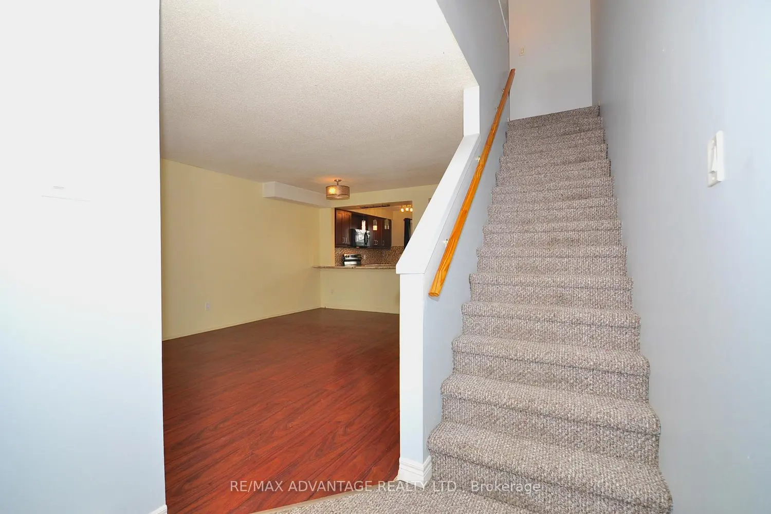 1430 Jalna Boulevard 27 photo 3