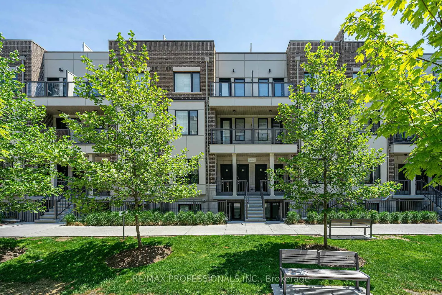 6 Drummond Street 320