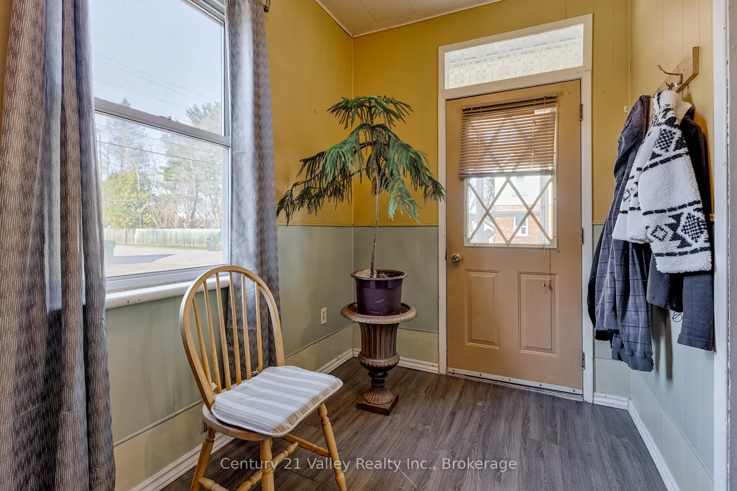 Additional image 11 of 442 Moffat Street