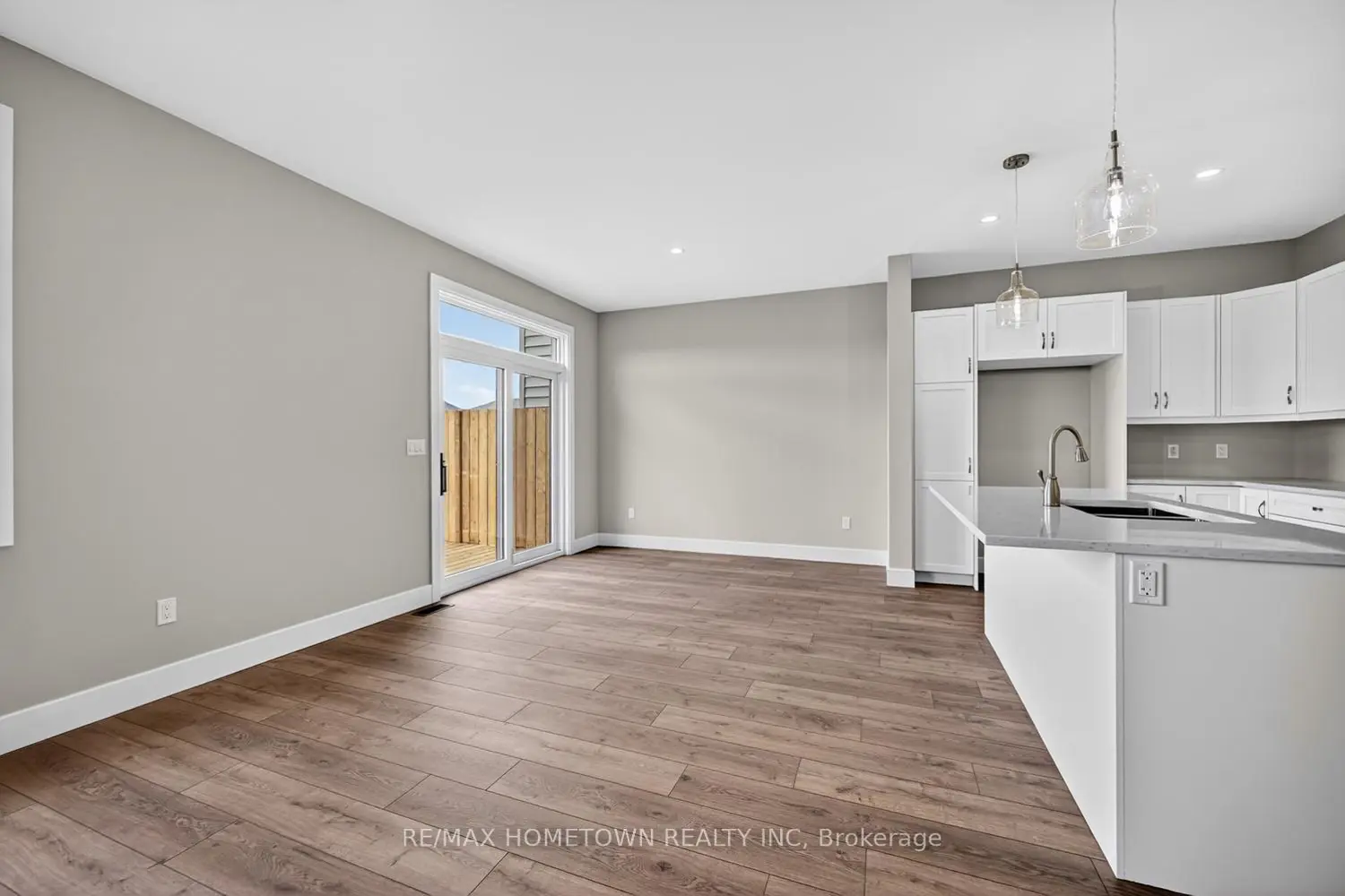 Additional image 13 of 1009 Dobbie Street