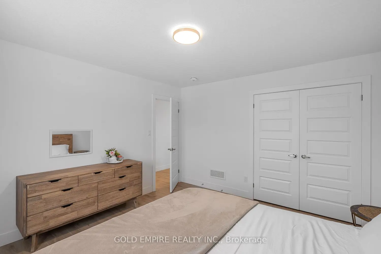 Additional image 7 of 12 Rea Court