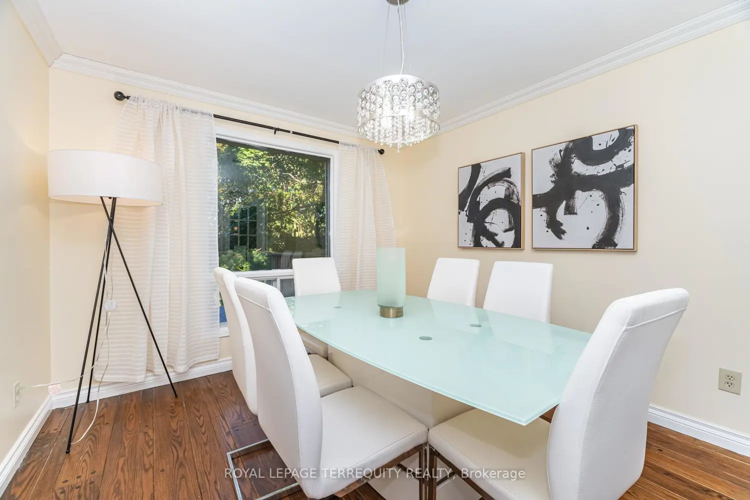 Additional image 2 of 4085 Wheelwright Crescent