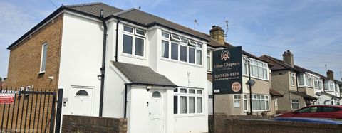 Midhurst Gardens, Uxbridge UB10