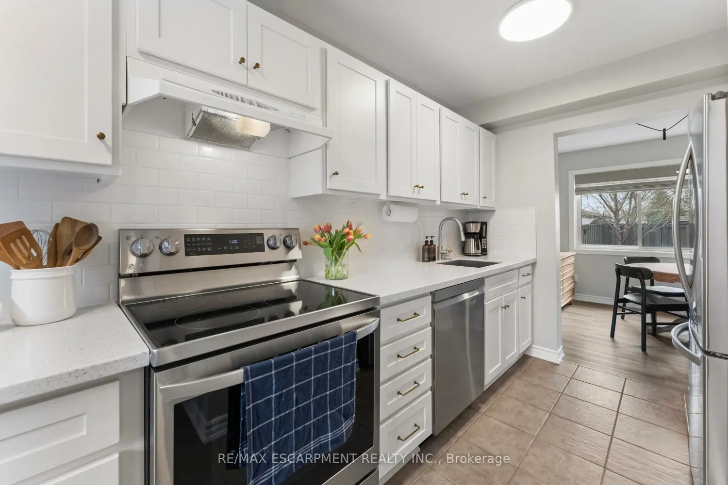 Additional image 5 of 201 Queen Victoria Drive 121