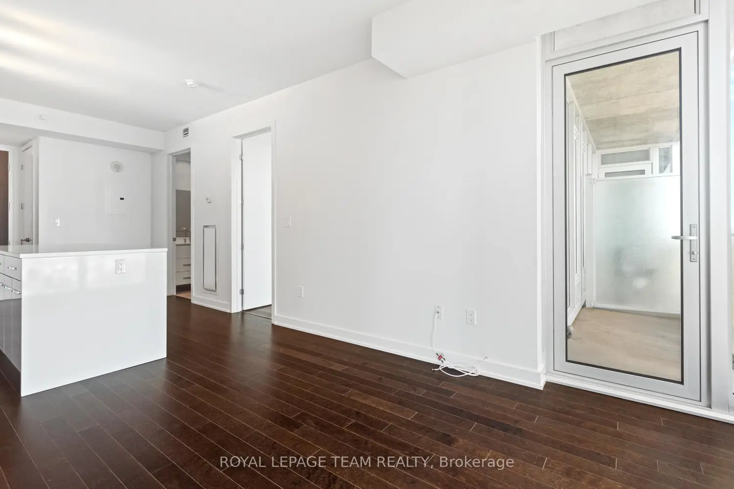 Additional image 7 of 111 Champagne Avenue 1506