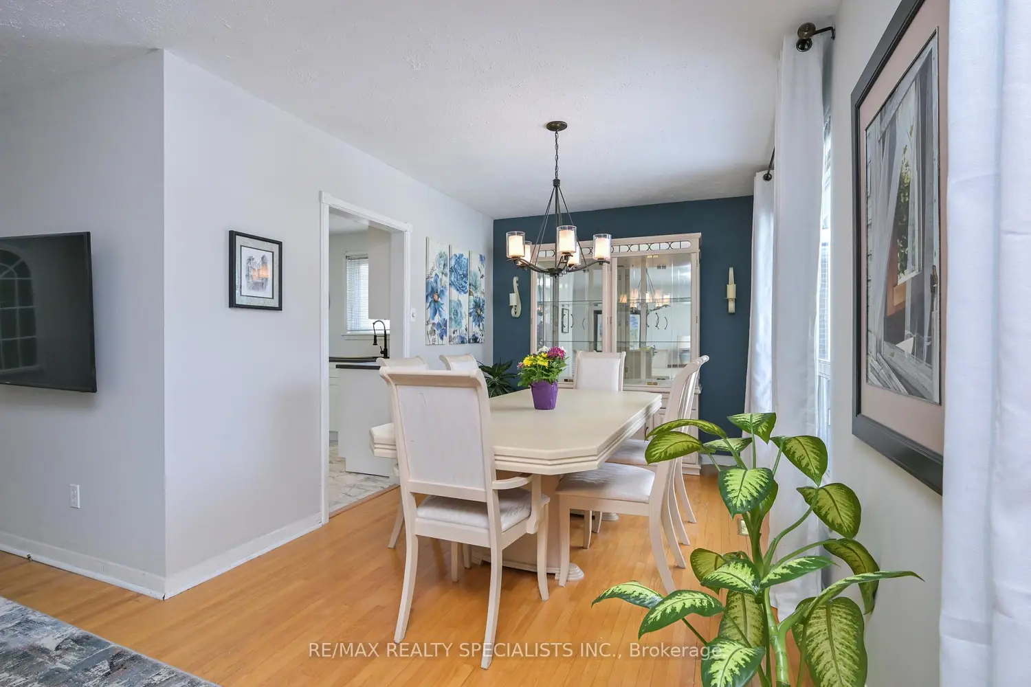 Additional image 9 of 8 Beechwood Crescent