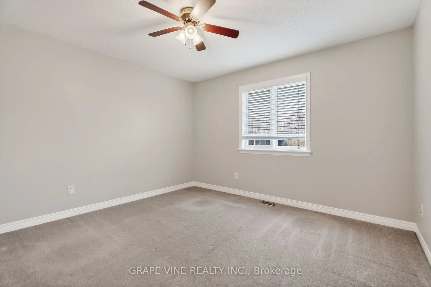 Additional image 12 of 103 Rowallen Place