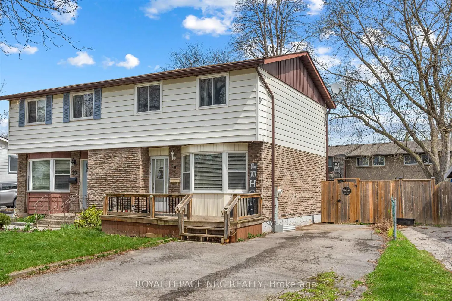 18 Lafayette Drive