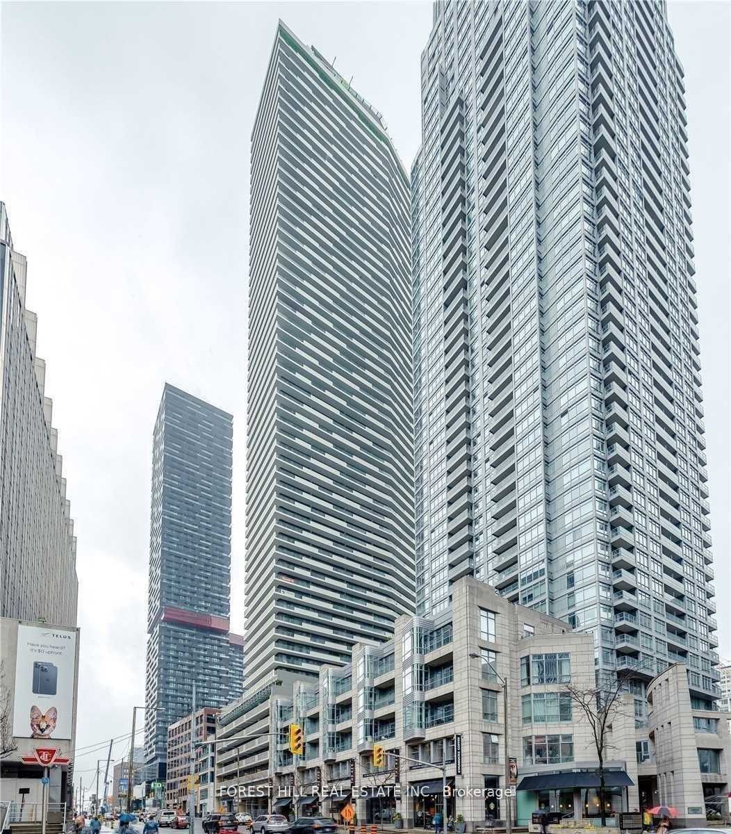 5211-2221 Yonge Street, Toronto, ON, M4S 2B4