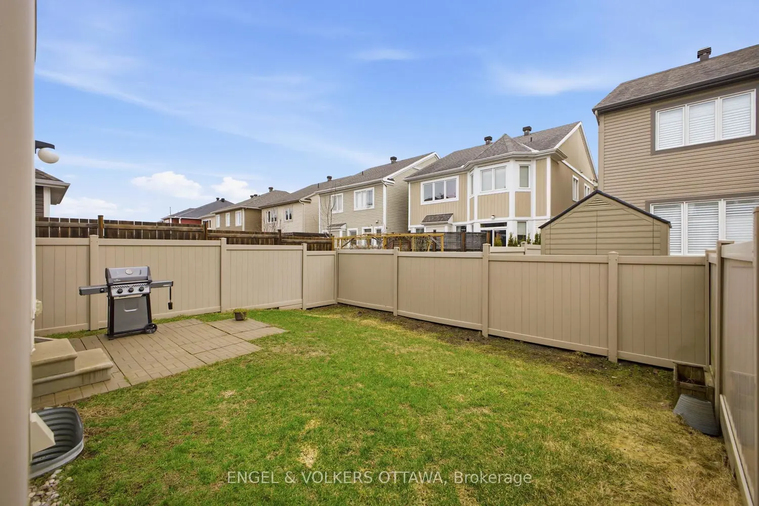 Additional image 18 of 139 Switch Grass Crescent