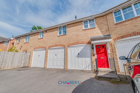 Hawksworth Crescent, Chelmsley Wood, Birmingham B37